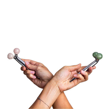 The GLOWQUARTZ Face Roller - GLOWGEAR